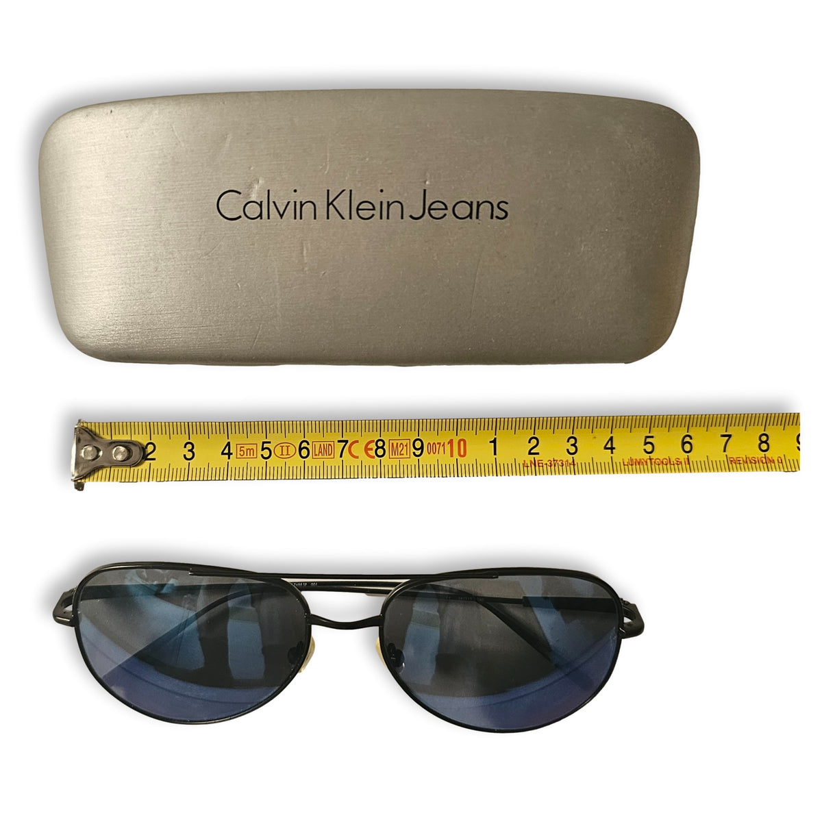 Calvin Klein Jeans sunglasses with case Amazon.com: CALVIN KLEIN JEANS Unisex Adult Sunglasses  main image 2
