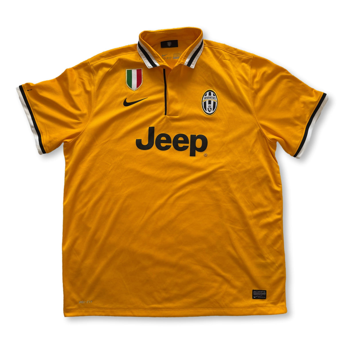 2013-14 Juventus Nike away shirt | retroiscooler | Vintage