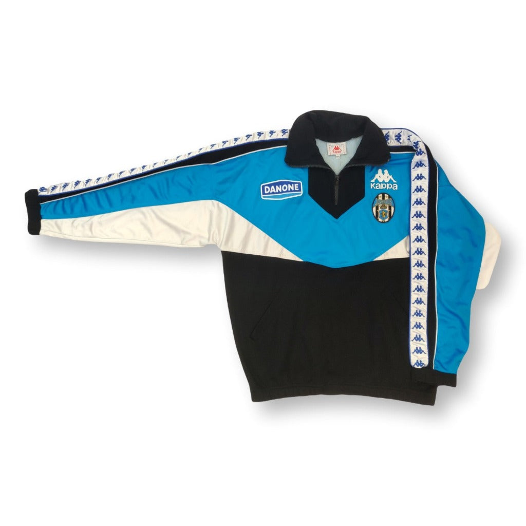 Juventus T-shirt Kappa Danone 1992/1993 - LE 7 SORELLE Juventus T-shirt Kappa Danone 1992/1993 - LE 7 SORELLE