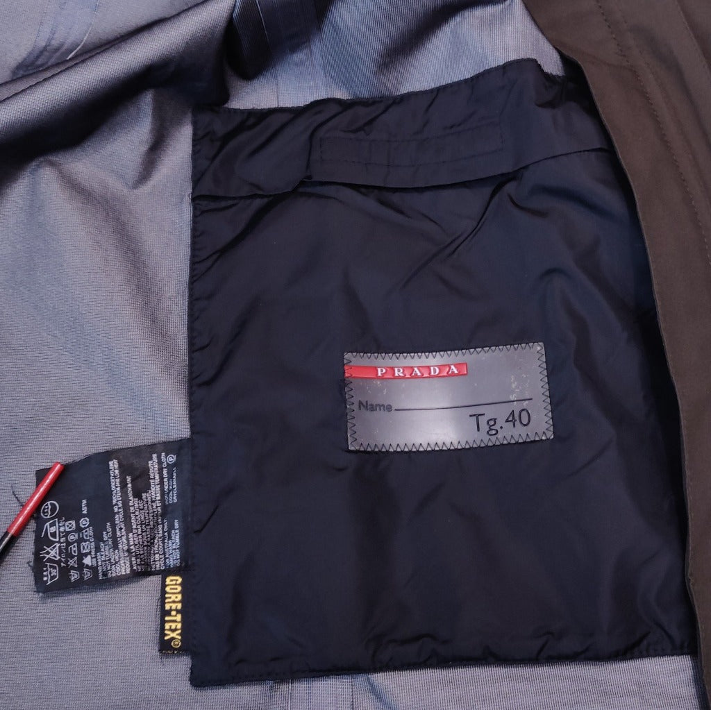 2000s brown Prada Gore-Tex raincoat Made in Italy| retroiscooler