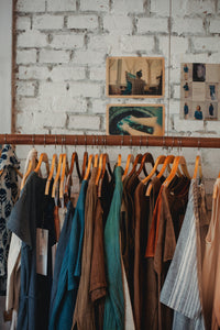 5 Benefits of Vintage Clothing
