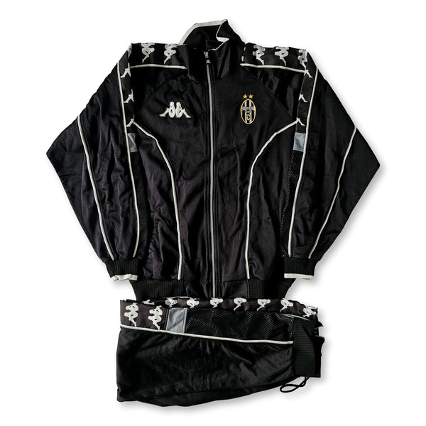 1995-1996 black Juventus Kappa jacket | retroiscooler