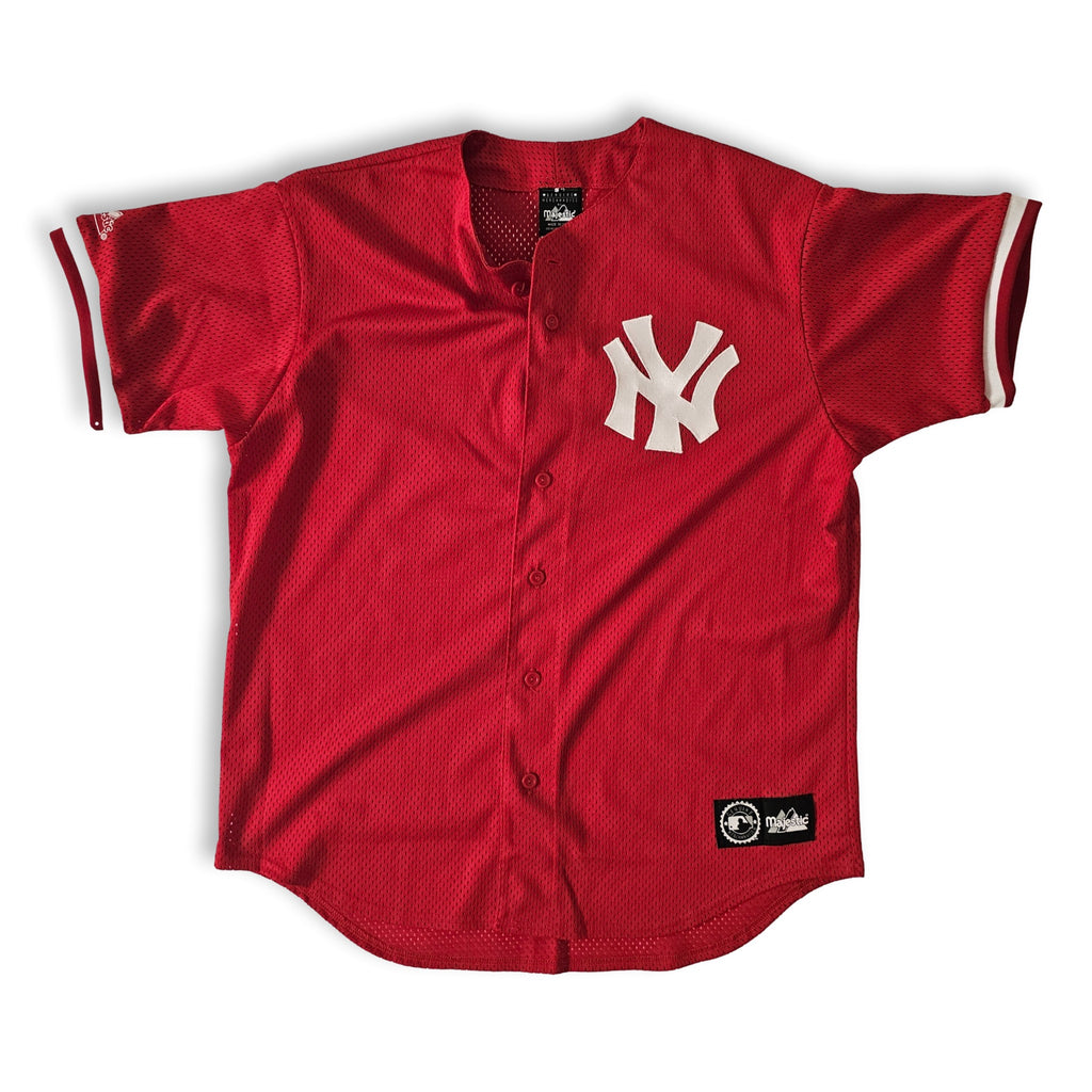 yankees gear Vintage New York Yankees Majestic t-shirt made in USA | retroiscooler