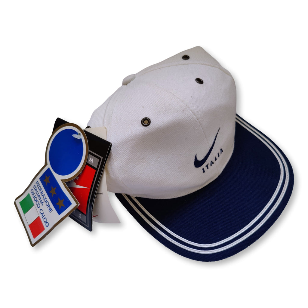 1998 white Italy Nike hat BNWT, retroiscooler