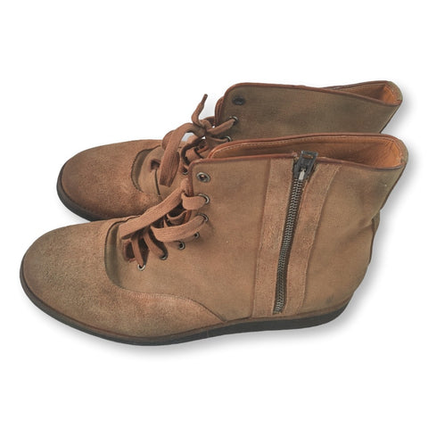 2000s beige Maison Martin Margiela desert boots Made in Italy